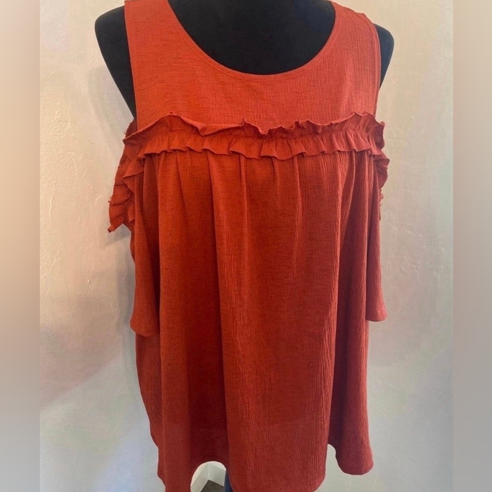 Brand New Women’s Top (Size XL)